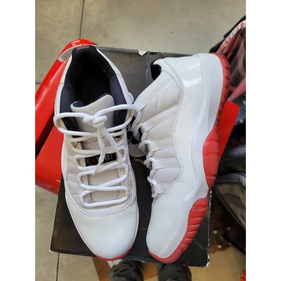 Jordan 11 low cherry size 12 - Picture 1 of 9